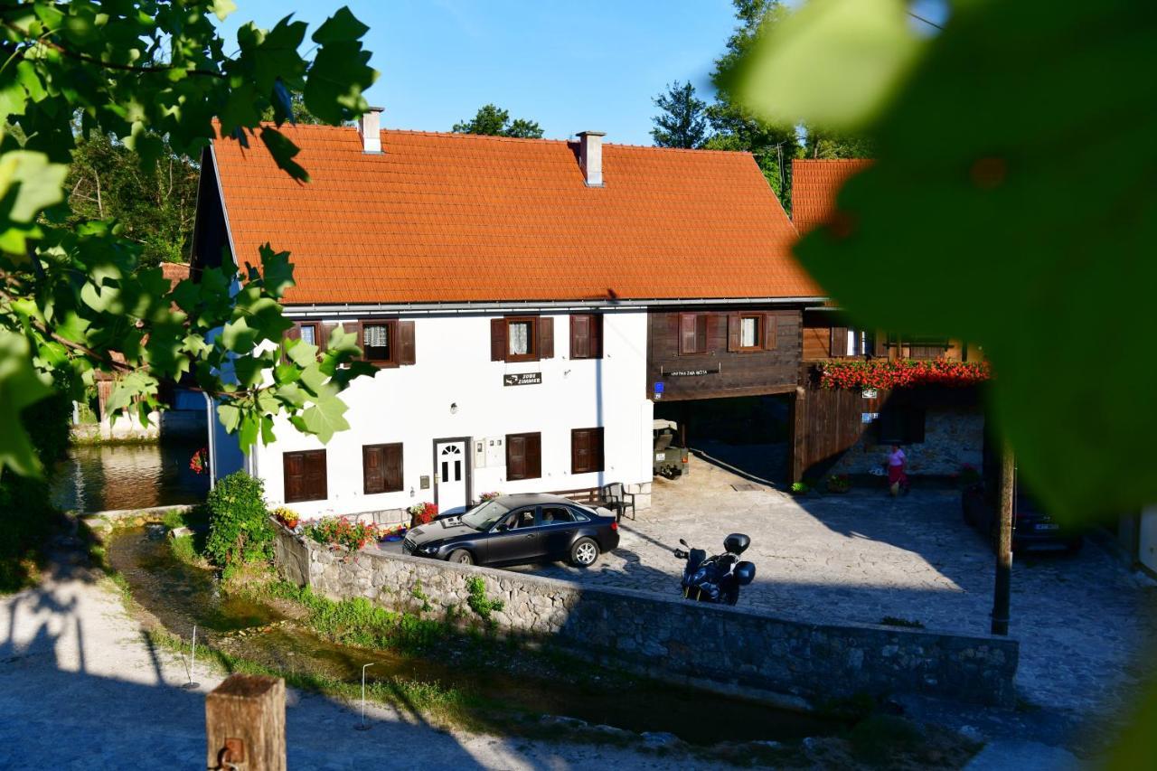 Guest House Vuceta Slunj Exteriör bild